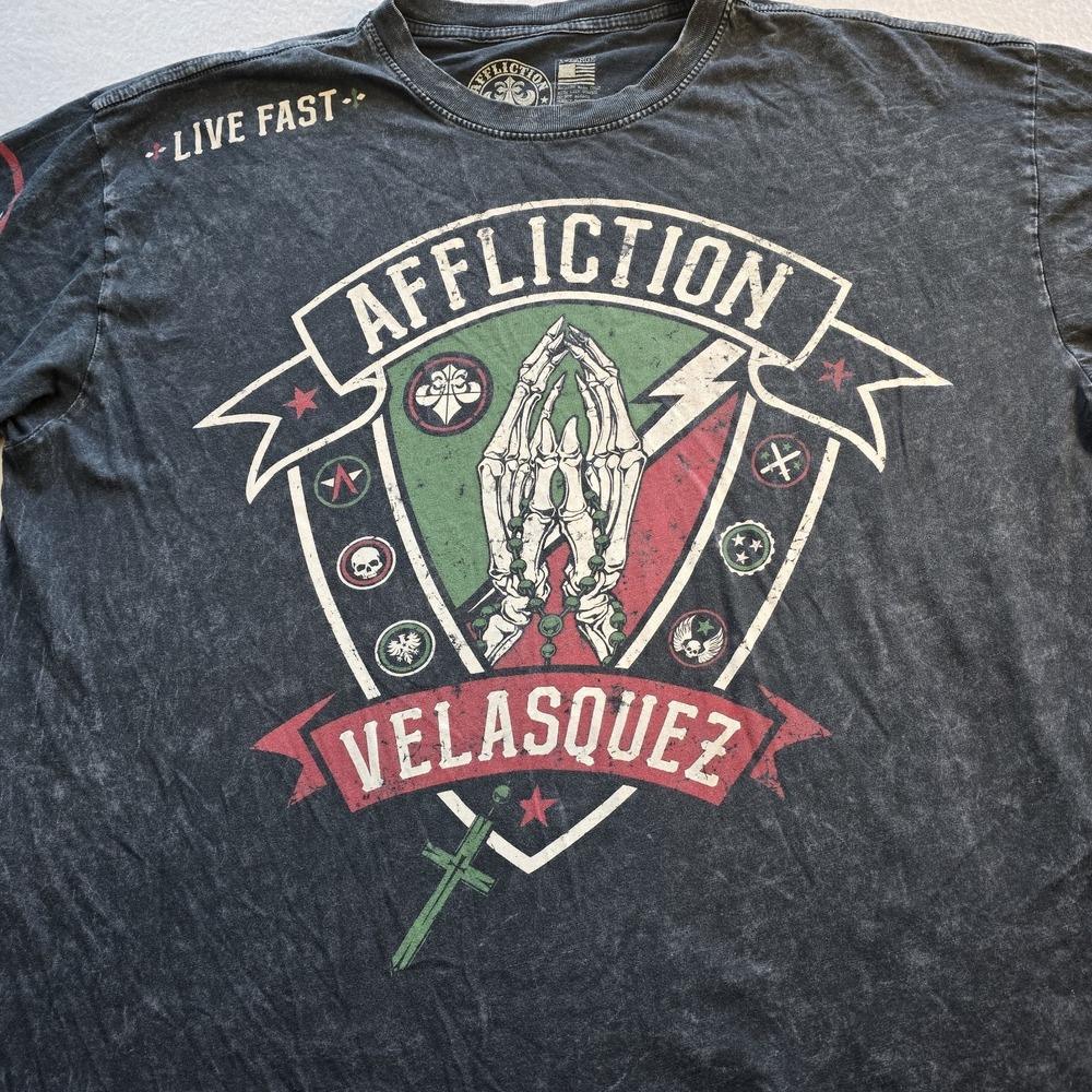 Vintage Affliction Cain Velasquez UFC MMA Shirt XL Made in USA Grunge Cyber Y2K.